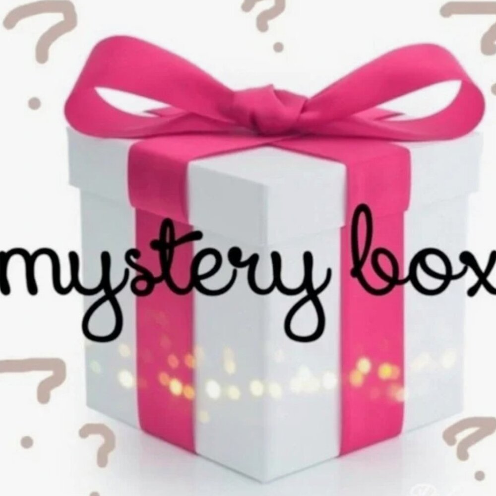 GUC WOMEN'S PLUS SIZE APPAREL, Lot of 4